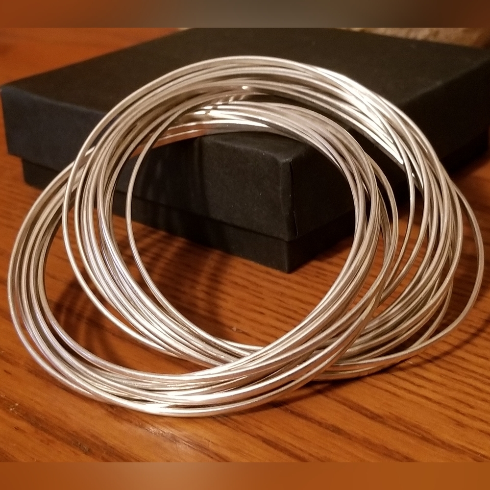 Silpada Sterling Silver 21 Bangle Salute Bracelet